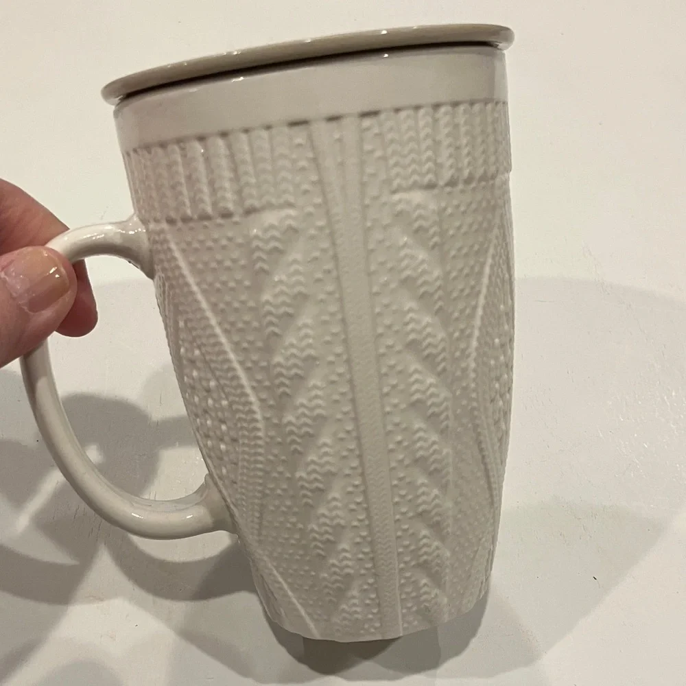 Textured White Stoneware Mug & Infuser